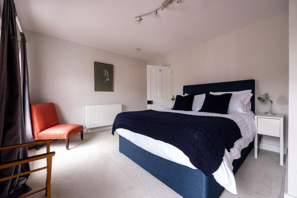 Beautiful & Spacious Retreat In Winchester Esterno foto